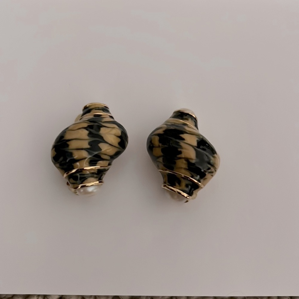 Vintage Edwin Pearl Clip Earrings